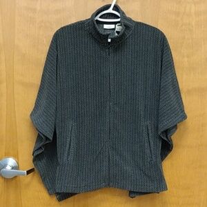 L.L. BEAN Fleece Herringbone Black Grey Poncho